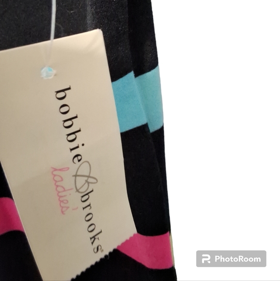 NWT Bobbie Brooks Swim Coverup  Size  MED - Picture 2 of 5